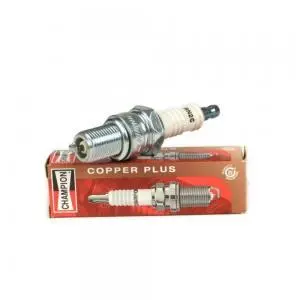Champion RN2C sytytystulppa, Piaggio/Gilera/Aprilia/Vespa 50cc 2-tahti
