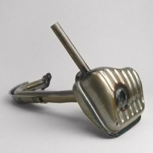 Pakoputki Faco ET3 "Banana", Vespa ET3 ja PV125 <a href="https://italialaiset.fi/wp-content/uploads/2021/01/image-3.png"><img class="alignright size-full wp-image-30763" data-src="https://italialaiset.fi/wp-content/uploads/2021/01/image-3.png" alt="" width="115" height="50" /></a>Pakoputki Faco ET3 "Banana", Vespa ET3 ja PV125 malleihin. <ul> <li>terästä</li> <li>sisältää pakoputken liitoksen ja kiinnitysraudan</li> </ul> Pakoputki, Vespa Primavera 125