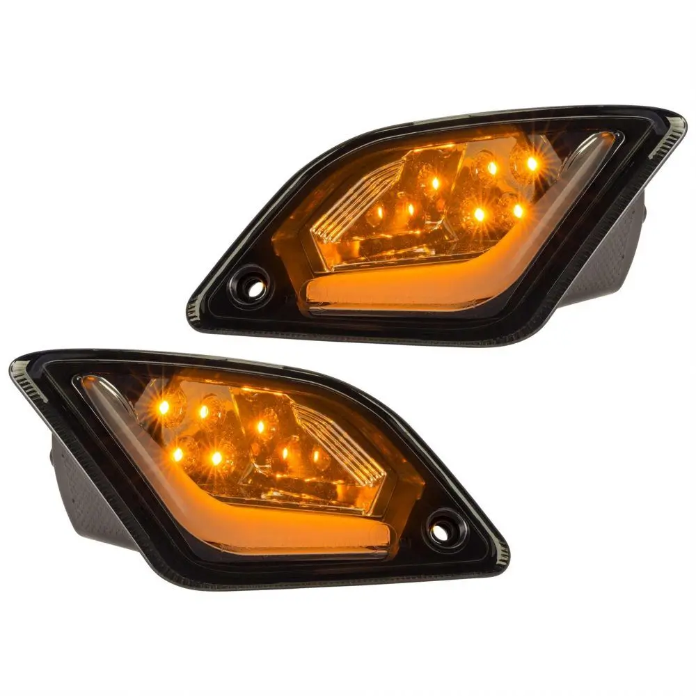 Vilkkusarja SIP eteen ja taakse LED, tummennettu, Vespa GTS, GT ja GTV SIPin omaa tuotantoa oleva LED-vilkkusarja tummenetuilla laseilla. EU-hyväksytty. Sisältää myös virtaa säästävät päivävalot, sisältää polttimot. Vilkkusarja SIP eteen ja taakse LED, tummennettu, Vespa GTS, GT ja GTV