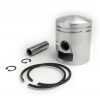 Mäntä GOL, Vespa 150cc, 2-porttinen, GL150 (VLA1T), Sprint150 (VLB1T), Super150 (VBC1T) - 57.2mm (1. ylikoko) <img class="alignright size-full wp-image-24044" data-src="https://italialaiset.fi/wp-content/uploads/2020/03/image-3.png" alt="" width="100" height="37" />Mäntä GOL, Vespa 150cc, 2-porttinen, GL150 (VLA1T), Sprint150 (VLB1T), Super150 (VBC1T) - 57.2mm (1. ylikoko). Täydellinen mäntäsarja, sisältää valetun männän, männän renkaat ja männän tapin sokkineen. Männäntappi 15mm. Mäntä GOL, Vespa 150cc, 2-porttinen, GL150 (VLA1T), Sprint150 (VLB1T), Super150 (VBC1T) - 57.2mm (1. ylikoko)