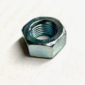 Vauhtipyörän mutteri M12x1,25