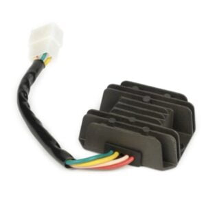 Jännitteensäädin 4-johtiminen GY6 50-150CC, Kymco, Peugeot, Bation ja Adly