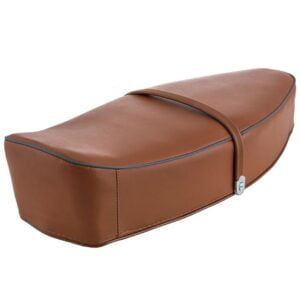 Istuin SIP Classic, Vespa VNA, VNB, GTR, Super, TS, VBA, VBB, GL ja Sprint Istuin SIP Classic, Vespa VNA, VNB, GTR, Super, TS, VBA, VBB, GL ja Sprint malleihin. <ul> <li>väri "Brown Retro, Beige Brown" RAL8024</li> <li>valkoinen terenauha</li> <li>ilman lukkoa</li> <li>hihnalla</li> </ul> Istuin, Vespa VNA, VNB, GTR, Super, TS, VBA, VBB, GL ja Sprint