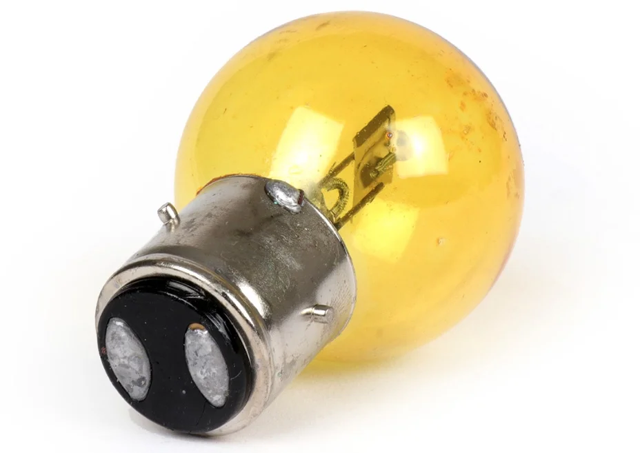 Ajovalopoltin keltainen 12V 35/35W, BA21d kanta, Vespa ACMA ajovaloon