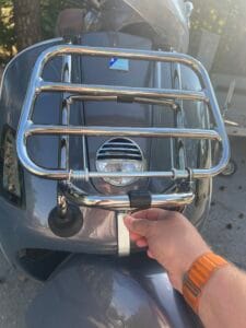 Alastaittuva etuteline Moto Nostra, Vespa GT, GTL, GTV, GTS, GT60, HPE, Supertech, Super Sport ja Sei Giorni