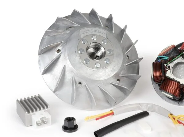 Kärjetön sytytys BGM PRO 12V Touring 20/24 akselille, Vespa V50, 50N, V90, PV, ET3, PK S (Kopio)