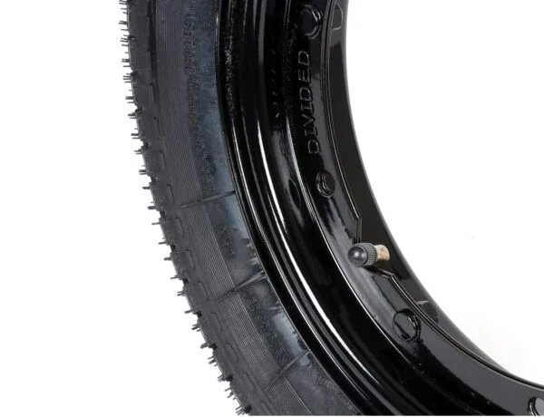 BGM Classic 3.50 - 10" TT 59P rengas mustalla vanteella, Vespa PX, Sprint, Rally