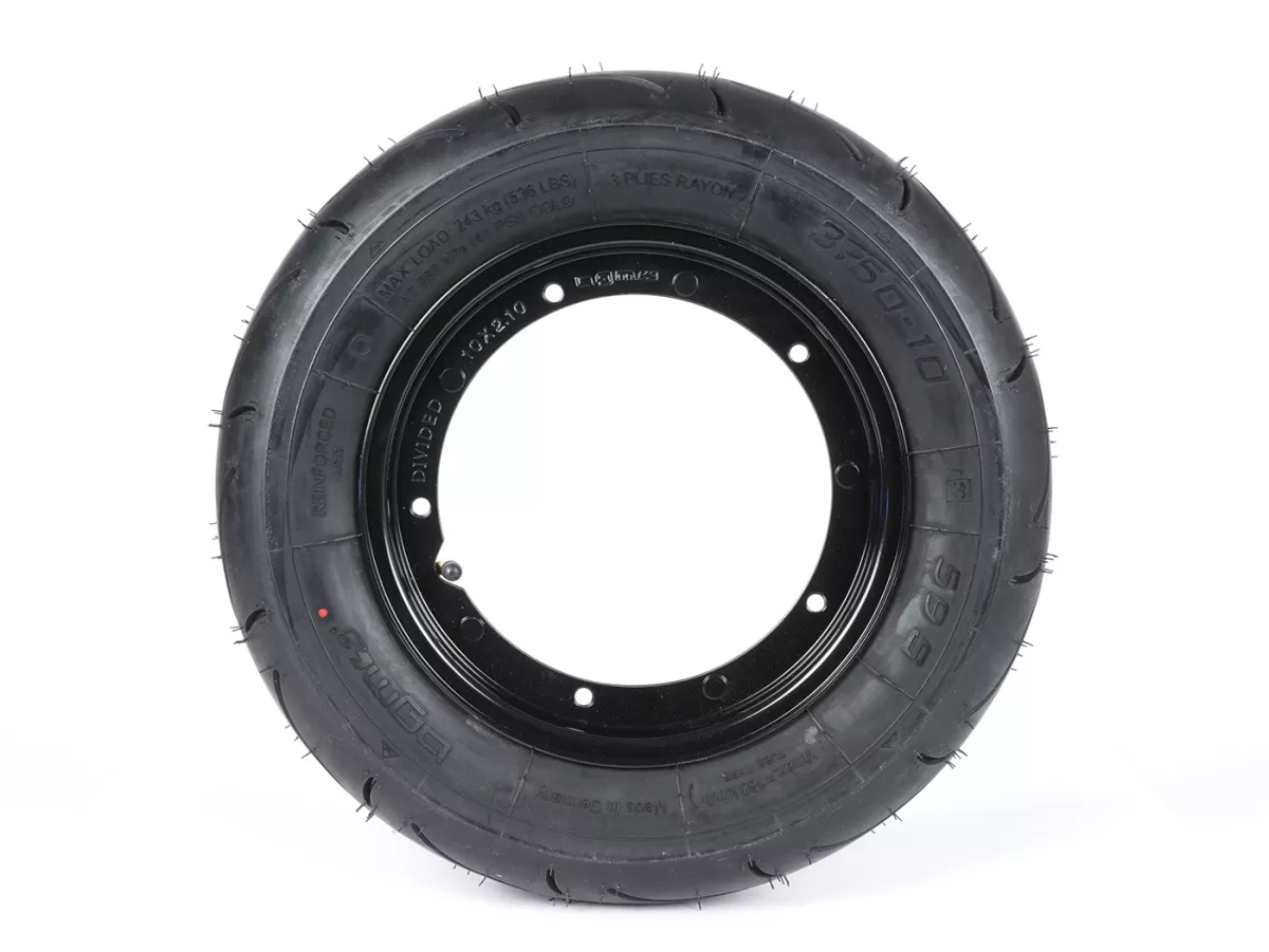 BGM Sport 3.50 - 10" TT 59S rengas mustalla vanteella, Vespa PX, Sprint, Rally <a href="https://italialaiset.fi/wp-content/uploads/2021/01/BGM_PRO_c1.png"><img class="alignright size-full wp-image-30568" src="https://italialaiset.fi/wp-content/uploads/2021/01/BGM_PRO_c1.png" alt="" width="140" height="40" /></a>BGM Sport 3.50 - 10" TT 59S rengas mustalle vanteelle valmiiksi asennettuna. Sopii esimerkiksi Vespa PX, Sprint, Rally, GT, GTR, TS, T4 malleihin ja LML Star/Stella malleihin. <ul> <li>rengas 3.5-10" (vahvistettu)</li> <li>vanne musta, maalattu 2.10-10"</li> </ul> BGM Sport 3.50 10" TT 59S rengas mustalla vanteella, Vespa PX, Sprint, Rally sivulta, rengas ja vanne