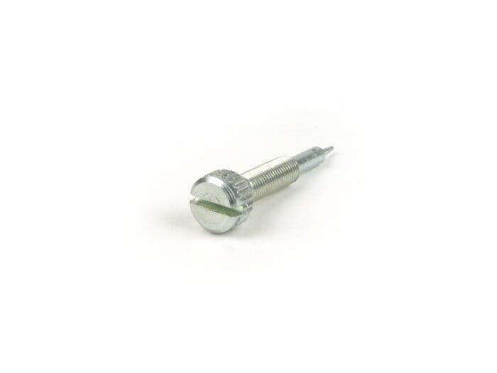 Seosruuvi Dellorto SHB, SHBC, M4 x 0,75 mm, 29 mm, ohut kärki, Vespa V50, PV, ET3 ja PK <img class="alignright size-full wp-image-45709" src="https://italialaiset.fi/wp-content/uploads/2026/09/Dellorto-logo.png" alt="Dellorto logo" width="140" height="42" /><p>Seosruuvi Dellorto SHB- ja SHBC-kaasuttimiin. Ruuvilla säädetään kaasuttimen tyhjäkäyntiseos.</p>
<ul>
<li>Kierre: M4 x 0,75 mm</li>
<li>Pituus: 29 mm</li>
<li>Kärki: ohut</li>
<li>Valmistaja: Dellorto</li>
</ul>
<p>Samaan kaasutinsarjaan on myös 27 mm seosruuvi paksulla kärjellä, joten vertaa kärjen muotoa ja pituutta vanhaan ruuviin ennen tilausta. Jousi ei sisälly toimitukseen.</p> Seosruuvi Dellorto SHB, SHBC, M4 x 0,75 mm, 29 mm, ohut kärki, Vespa V50, PV, ET3 ja PK kanta, uritettu kanta ja ruuvitaltan ura