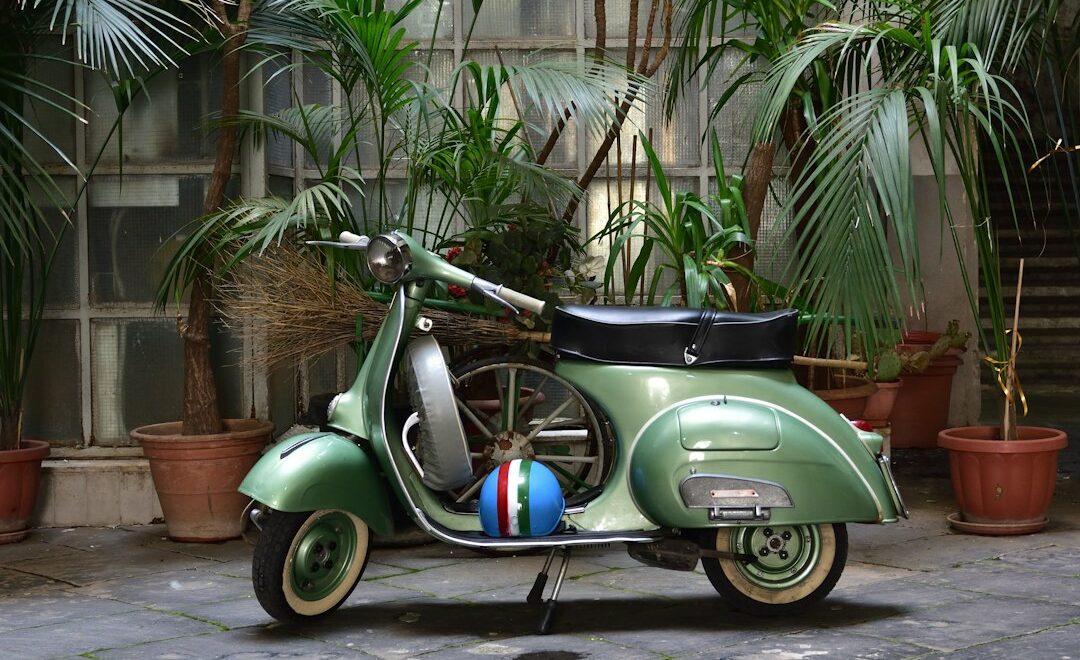 Vihreä Vespa-skootteri